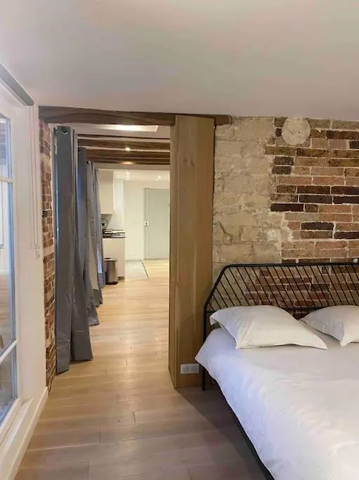 Appartement De Charme En Plein Coeur De Paris